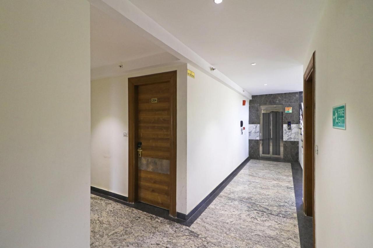The Ivy Grand Hotel In City Centre With Free Secured Parking New Delhi Exterior photo